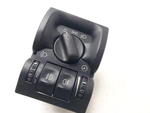 Used Headlight switch Headlight switch 39428077 39428077