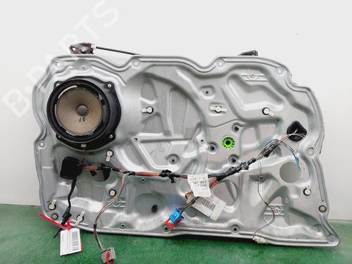 Alzacristallo anteriore sinistro Alzacristallo anteriore sinistro FIAT CROMA (194_) 1.9 D Multijet (194AXB1B) (120 hp) 37151183 37151183