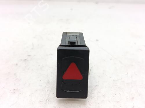 Used Warning switch Warning switch VW PASSAT B5.5 Variant (3B6) 1.9 TDI (130 hp) 36361329 36361329