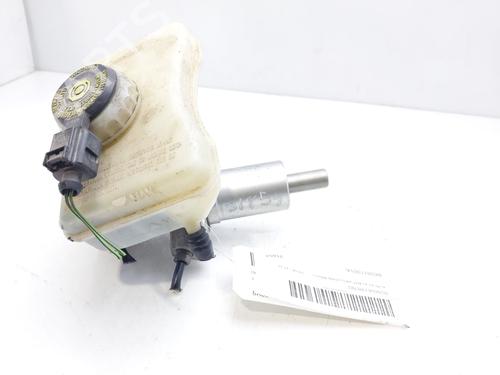 Used Brake master cylinder AUDI A4 B8 Avant (8K5) [2007-2017]  15660020