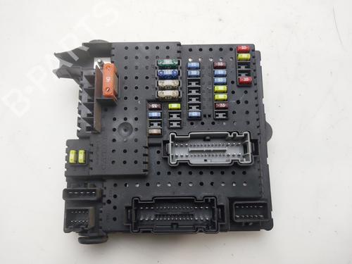 Used Fuse box Fuse box 37030222 37030222