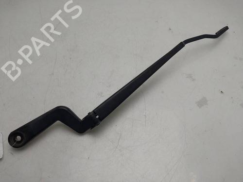 Used Front windshield wiper arm Front windshield wiper arm 39595604 39595604