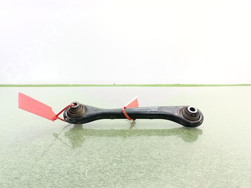 Højre bagtil bærearm SEAT LEON (1P1) 2.0 TDI (170 hp) 32018133