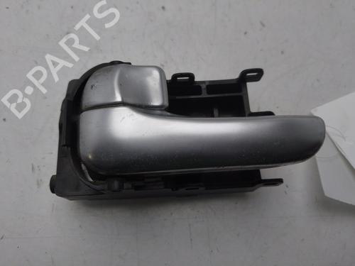 Venstre bak invendig håndtak NISSAN ALMERA TINO (V10) [1998-2006]  27815025
