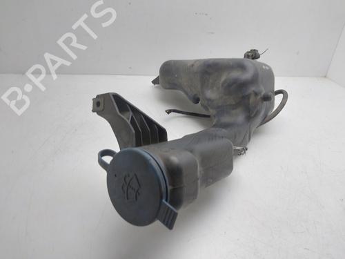 Used Windscreen washer tank Windscreen washer tank MERCEDES-BENZ C-CLASS (W204) C 200 CDI (204.001) (136 hp) 36154668 36154668
