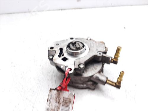 Used Vacuum pump LAND ROVER RANGE ROVER SPORT II (L494) 3.0 TDV6 4x4 (258 hp) 16254065