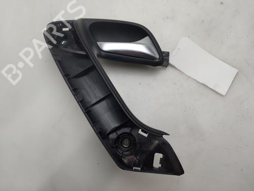 Used Front right interior door handle Front right interior door handle 37023447 37023447