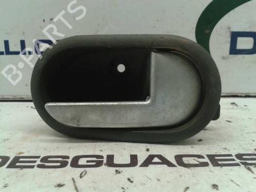 Højre bagtil invendig håndtag FORD FUSION (JU_) 1.4 (80 hp) 3334631