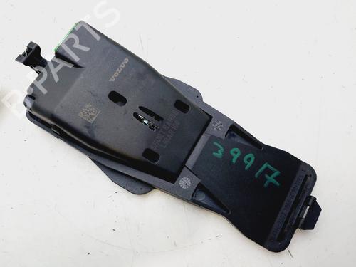 Electronic module VOLVO V40 Hatchback (525) | BP30567828M83