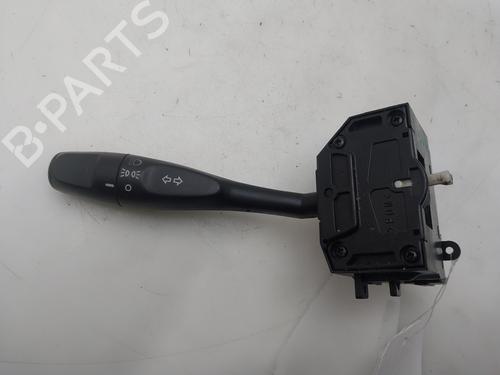 Commande de phare MITSUBISHI SPACE STAR MPV (DG_A) 1.9 DI-D (DG4A) (102 hp) 33026097