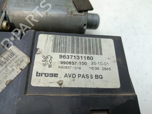Right front window motor PEUGEOT 307 (3A/C) 2.0 HDi 90 | BP31356453E20