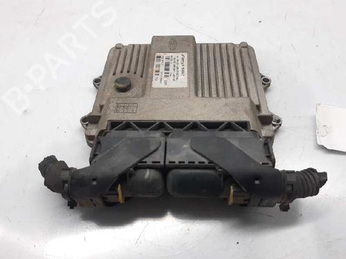 Used Engine control unit (ECU) FIAT LINEA (323_, 110_) 1.3 D Multijet (323AXB11, 323AXB1A) (90 hp) 6796174