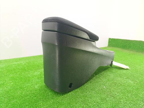 Armrest / Center console HONDA CIVIC VIII Hatchback (FN, FK) 2.2 CTDi (FK3) | BP30603244I20