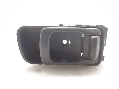 Used Front left interior door handle NISSAN PICK UP (D22) [1997-2025]  6433443