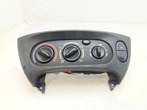 Used Climate control Climate control RENAULT MEGANE I (BA0/1_) 1.4 16V (BA0D, BA1H, BA0W, BA10) (95 hp) 33957905 33957905