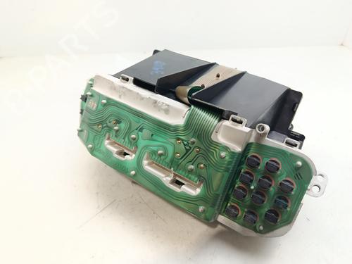 Cockpit TOYOTA YARIS (_P1_) 1.4 D-4D (NLP10_, NLP10R) | BP28368467C47 