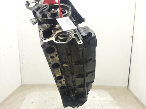 Used Cylinder head Cylinder head FORD TRANSIT Van (FA_ _) 2.0 DI (FAE_, FAF_, FAG_) (100 hp) 33938365 33938365