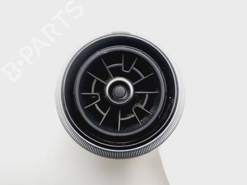 air-vent-audi-a3-limousine-8vs-8vm-2013-2014-2015-2016-2017-2018-2019-2020-2021-32204717 main image