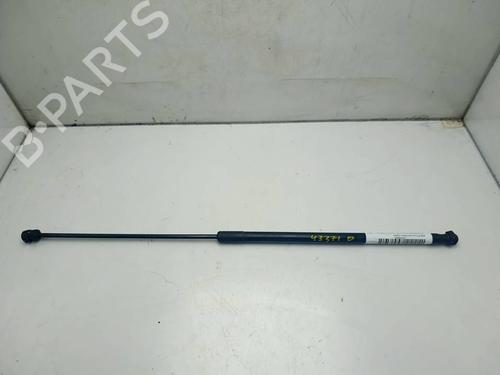 hood-lift-support-vw-golf-vi-5k1-2008-2009-2010-2011-2012-2013-2014-40606569 main image