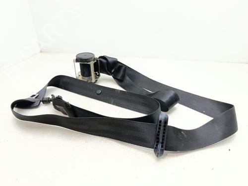 front-right-seatbelt-dacia-sandero-ii-2012-34043178 main image