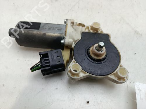 Used Right front window motor Right front window motor MERCEDES-BENZ CLK (C209) CLK 270 CDI (209.316) (170 hp) 36297833 36297833