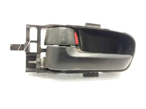 Used Front left interior door handle SUZUKI GRAND VITARA II (JT, TE, TD) 1.9 DDiS All-wheel Drive (JT419, TD44, JB419WD, JB419XD,... (129 hp) 3664871