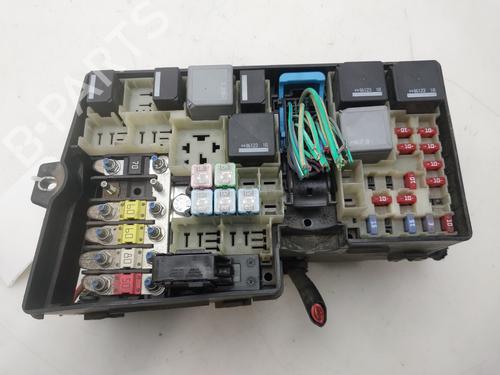 Used Fuse box Fuse box 37438030 37438030
