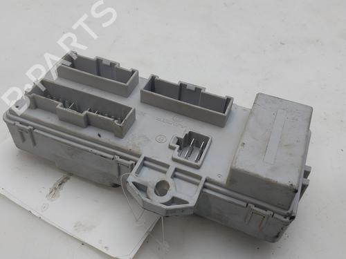Fuse box KIA SORENTO I (JC) 2.5 CRDi 4WD | BP17955757E1