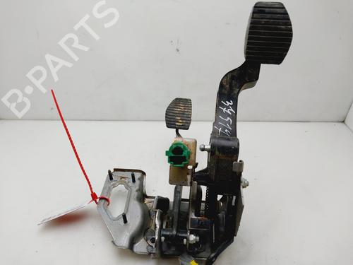 Used Clutch pedal CITROËN C3 AIRCROSS II (2R_, 2C_) 1.2 PureTech 82 (2RHMRC, 2RHMZB) (82 hp) 26942425