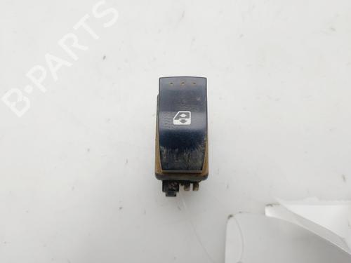 Used Right front window switch RENAULT CLIO II (BB_, CB_) 1.5 dCi (B/CB07) (65 hp) 28729318