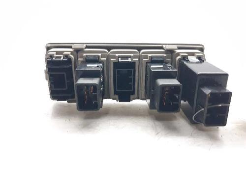 Switch KIA OPIRUS (GH) 3.5 | BP6588206I30 