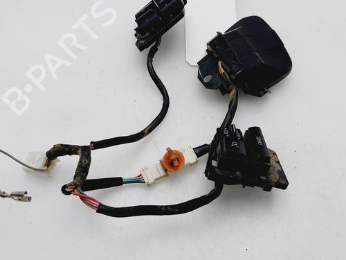 Steering wheel controls SUBARU XV (_GP_) 2.0 i AWD (GP7, G33GP) | BP18336434E15 