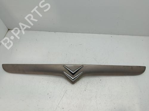 Used Tailgate handle Tailgate handle CITROËN XSARA (N1) 2.0 HDi 90 (90 hp) 34206816 34206816