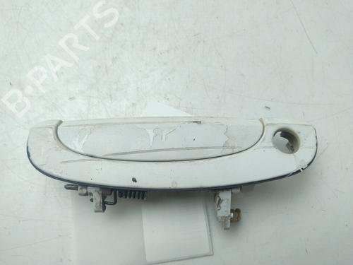 Poignée extérieure avant droite HYUNDAI GETZ (TB) 1.5 CRDi (88 hp) 28411758