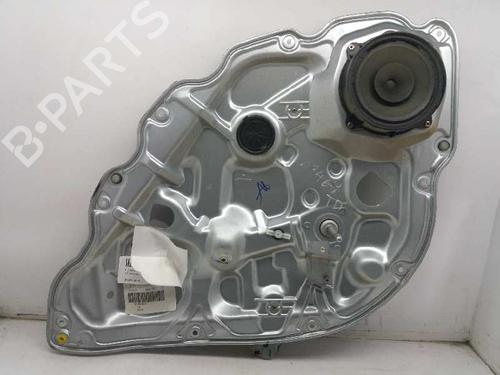 Alzavetro posteriore destra LANCIA MUSA (350_) 1.3 D Multijet (350.AXB11, 350.AXB1A) (70 hp) 00517349040 | 00517349040 |