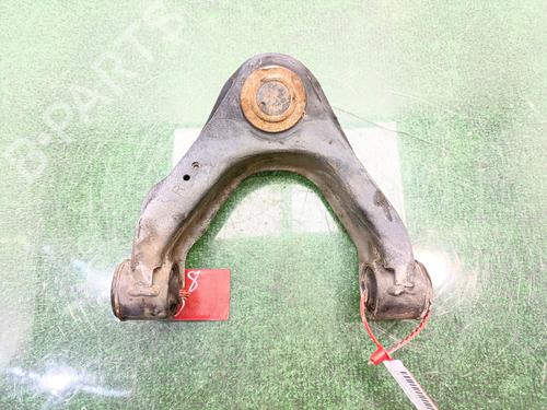 Used Right front suspension arm NISSAN PICK UP (D22) 2.5 Di (133 hp) 28669950