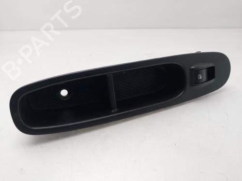 Used Right front window switch Right front window switch FIAT PUNTO (199_) 1.2 (199AXZ1A, 199BXZ1A) (69 hp) 33201269 33201269