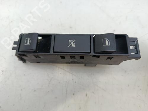 Used Left front window switch BMW 3 (E46) 318 i (143 hp) 30681120