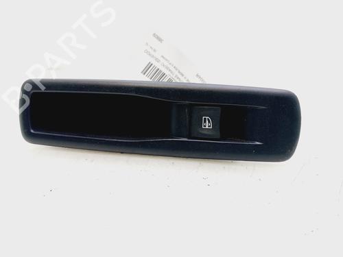 Used Left rear window switch RENAULT MEGANE III Hatchback (BZ0/1_, B3_) 1.2 TCe (BZ2B, BZ11) (116 hp) 29565369