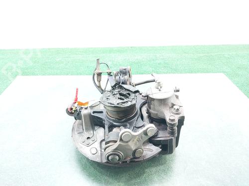 Used Left front steering knuckle PEUGEOT 308 II (LB_, LP_, LW_, LH_, L3_) [2013-2021]  16290470