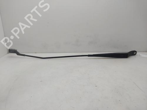 Used Front windshield wiper arm Front windshield wiper arm 37151406 37151406
