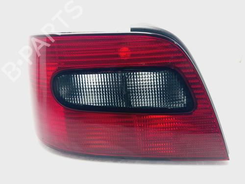 Used Left taillight CITROËN XSARA (N1) 1.9 TD (90 hp) 31643787