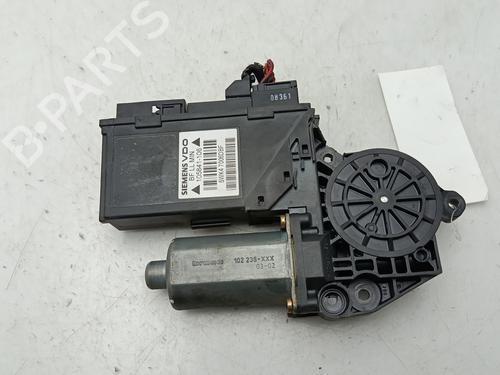Moteur de lève-vitre avant droit AUDI A4 B6 (8E2) 1.9 TDI quattro | BP29903717E20