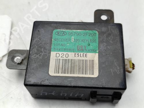Used Control unit Control unit KIA CERATO I Hatchback (LD) 1.6 (105 hp) 40069115 40069115