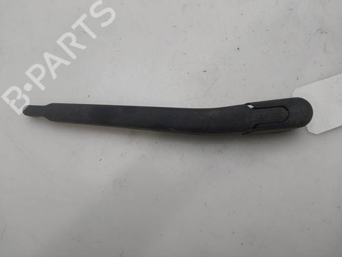 Used Rear windshield wiper arm Rear windshield wiper arm 39463019 39463019