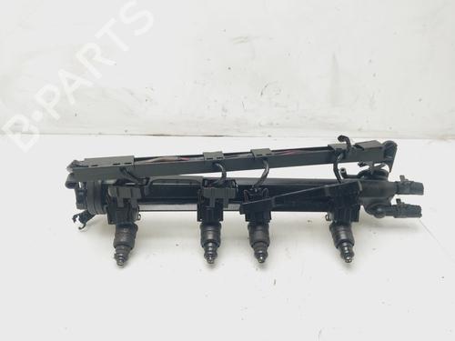 Used Injection rail VW GOLF IV (1J1) [1997-2008]  23500664