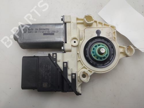 Used Right rear window motor Right rear window motor 37026619 37026619