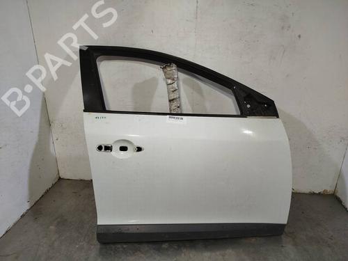 right-front-door-renault-megane-iii-hatchback-bz01_-b3_-2008-39717677 main image