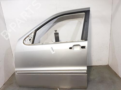 Used Left front door MERCEDES-BENZ M-CLASS (W163) ML 320 (163.154) (218 hp) 12414350