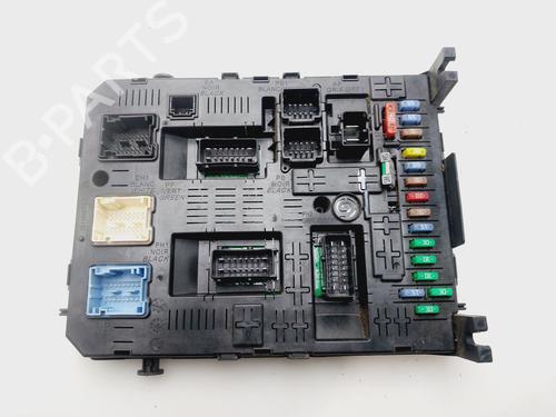 Used Fuse box CITROËN C5 III (RD_) 1.6 HDi 110 (RD9HZC) (109 hp) 31877243